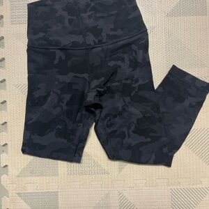 Lululemon Athletica Black Camouflage Leggings
